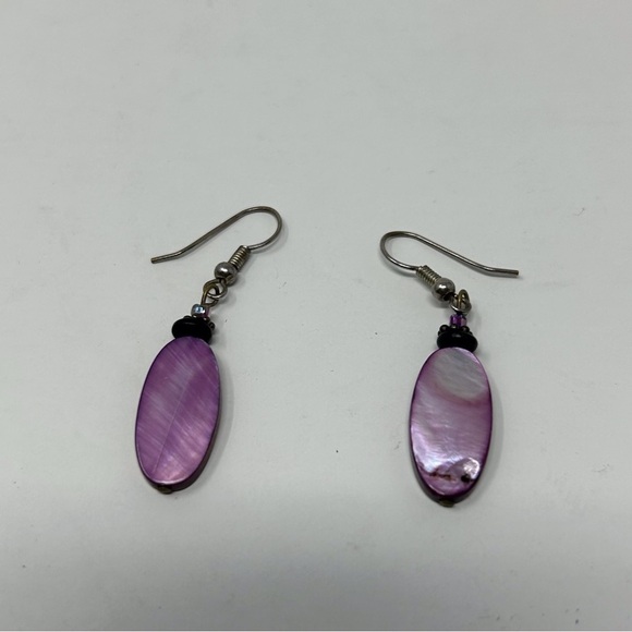 Vibrant Abalone Shell Purple Dangle Earrings Silver Tone Hook Mother of Pearl - Picture 4 of 7